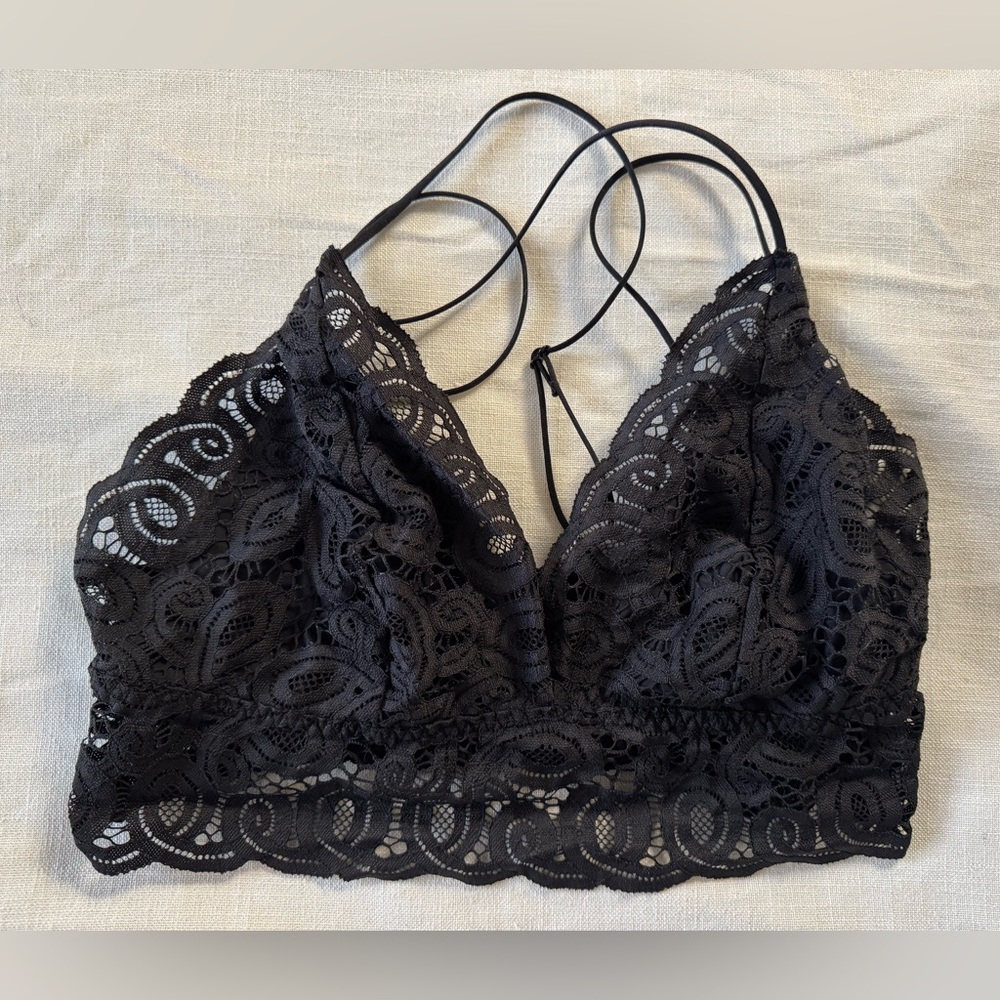 VS PINK Bralett - BLACK  - Size LARGE